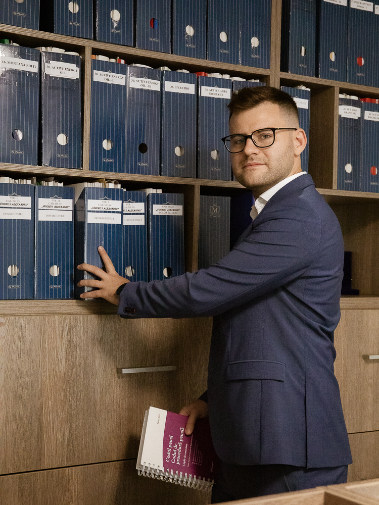 Avocat VOICHITA Alexandru Eugen, Baroul Dambovita